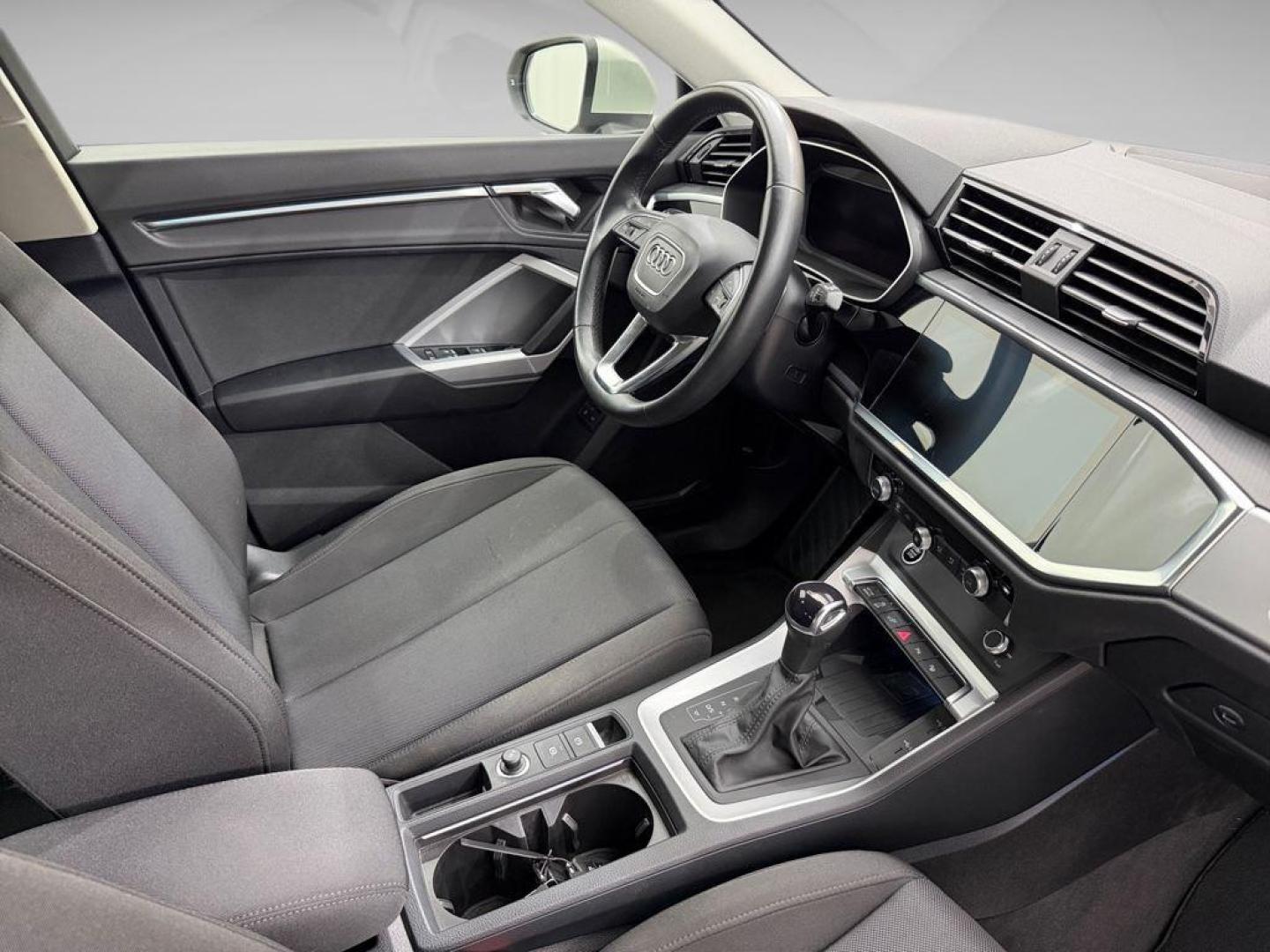 Audi Q3 Sportback TFSIe 45 TFSI e 180 kW (245 CV) S tronic