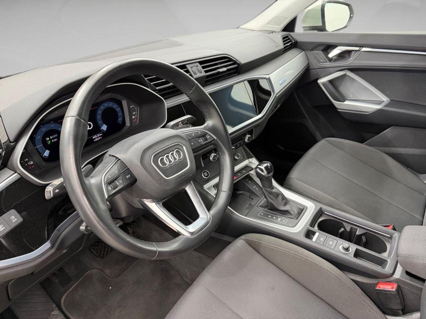 Audi Q3 Sportback TFSIe 45 TFSI e 180 kW (245 CV) S tronic