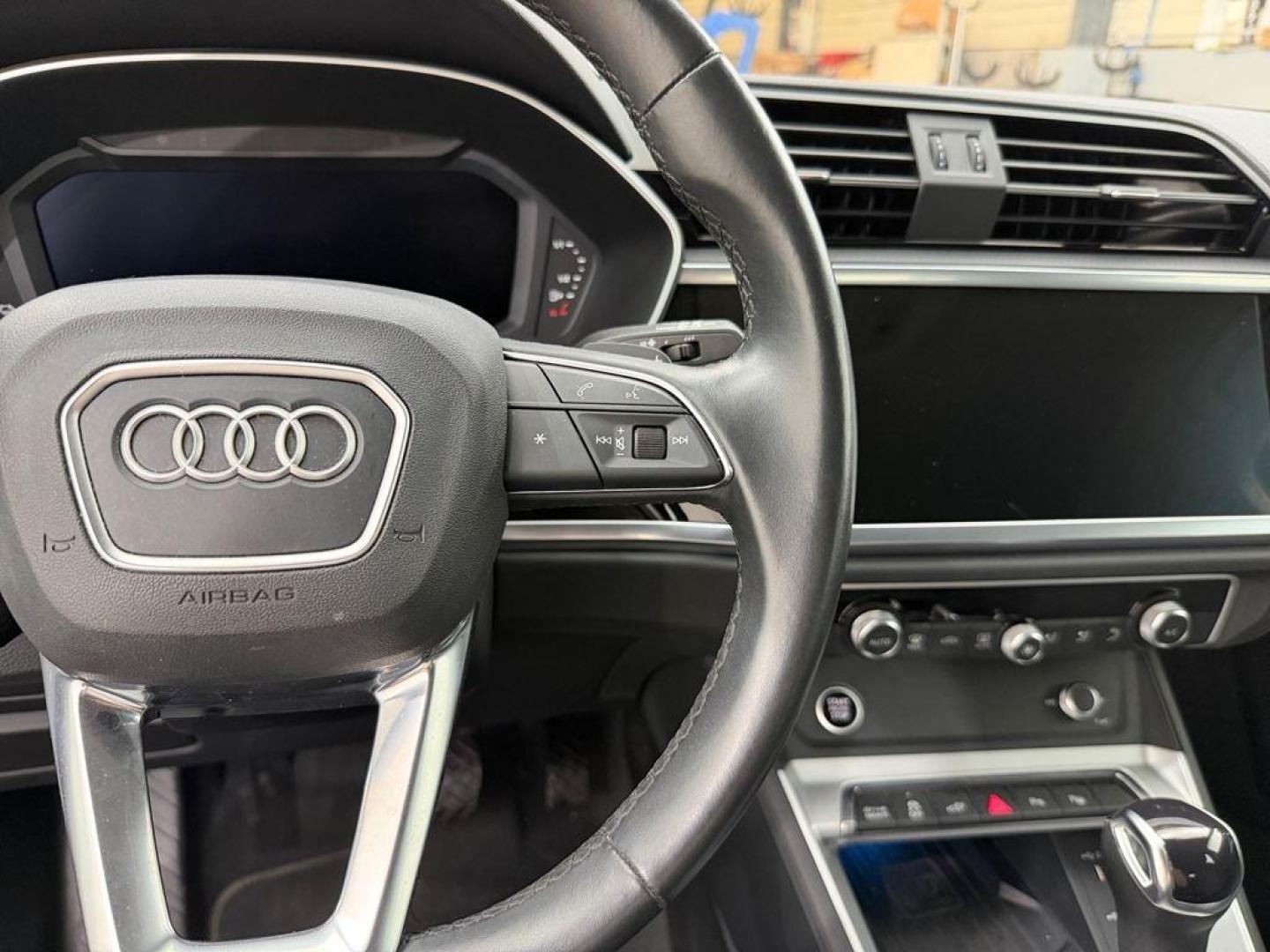 Audi Q3 Sportback TFSIe 45 TFSI e 180 kW (245 CV) S tronic