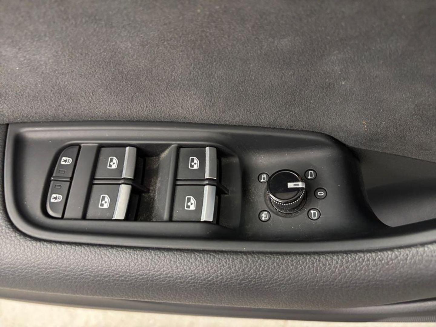 Audi Q8 50 TDI 210kW Black Line Plus quattro tip