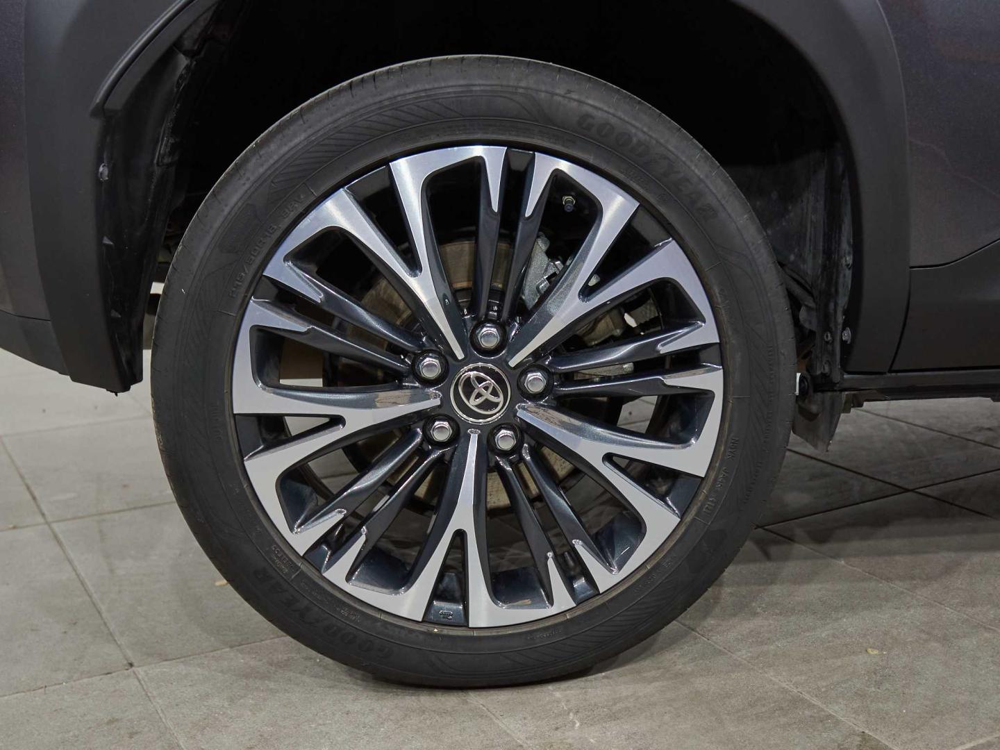 Toyota Yaris Cross 120H Style