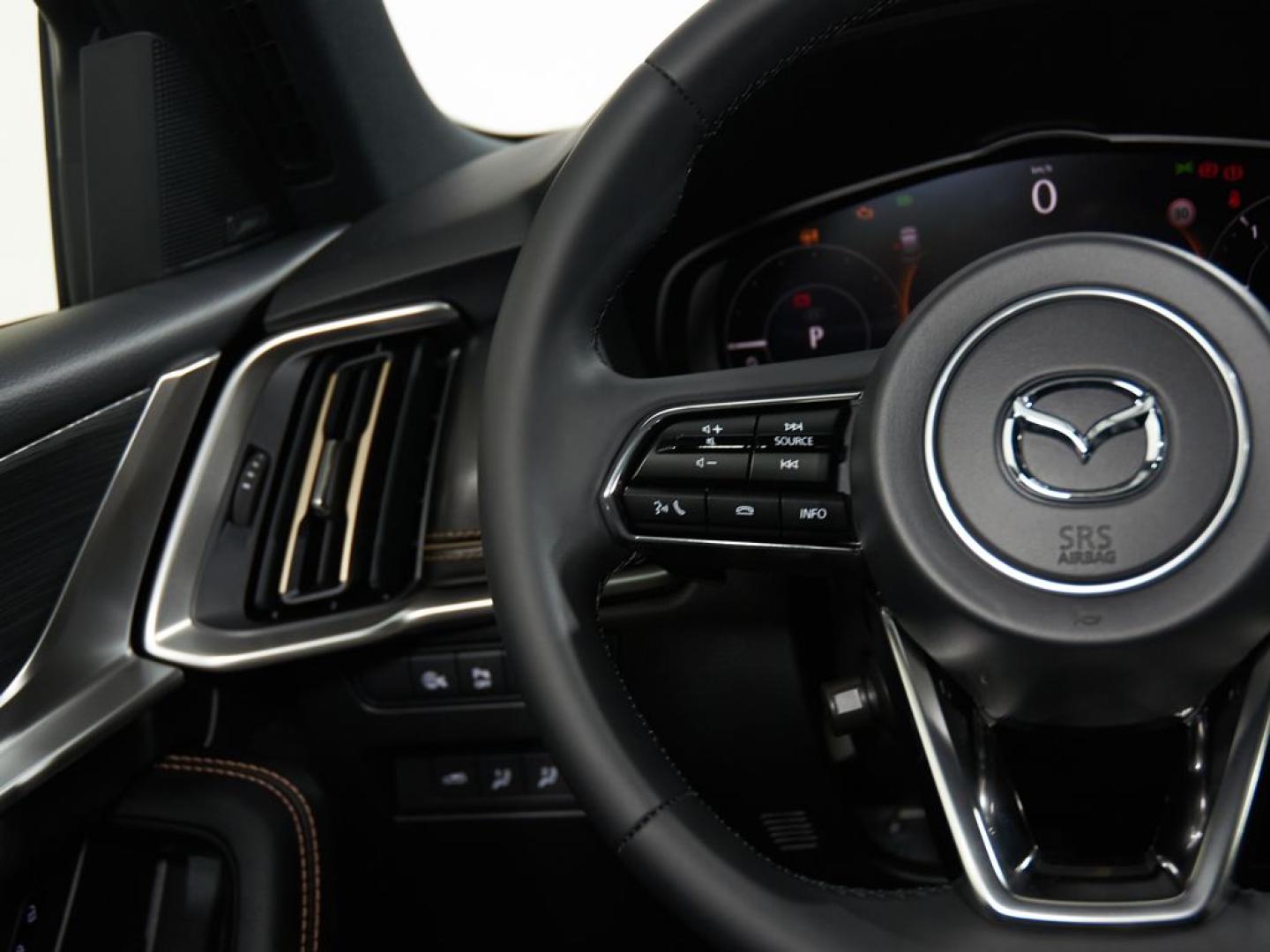 Mazda CX-60 2025 2.5L E-SKYACTIV PHEV 241KW (327 CV) 8AT AWD HOMURA PLUS