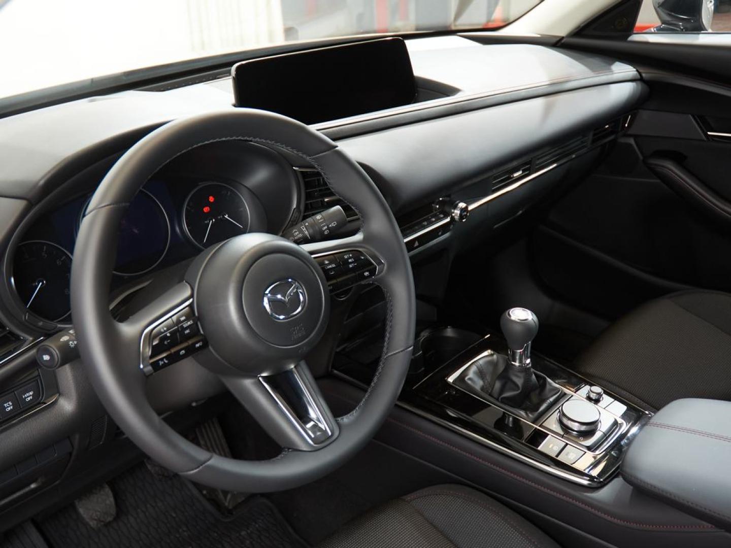 Mazda CX-30 2025 2.0L E-SKYACTIV X MHEV 137KW (186CV) 6MT FWD HOMURA