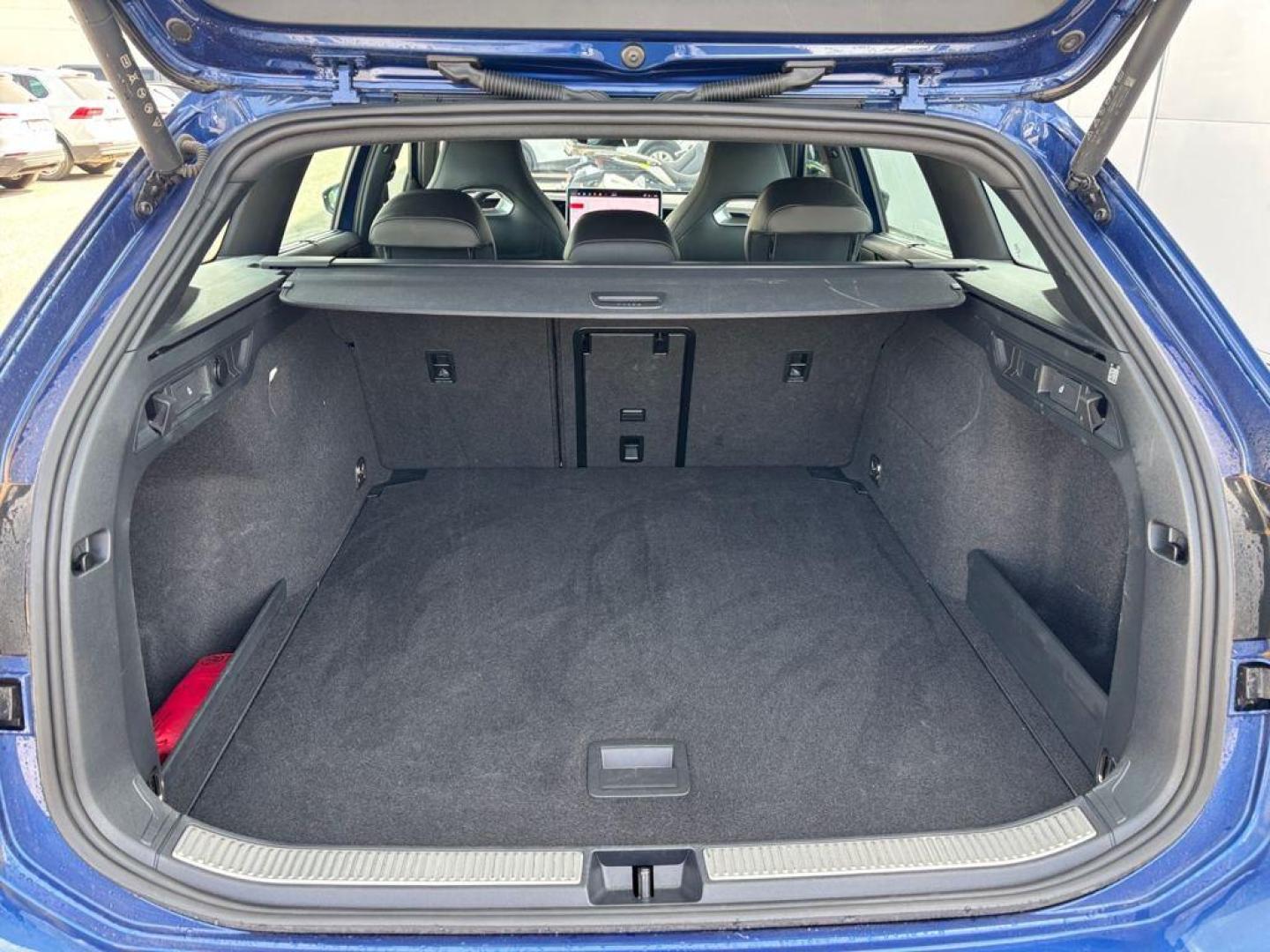 Volkswagen Passat Variant R-Line 2.0 TDI 110 kW (150 CV) DSG
