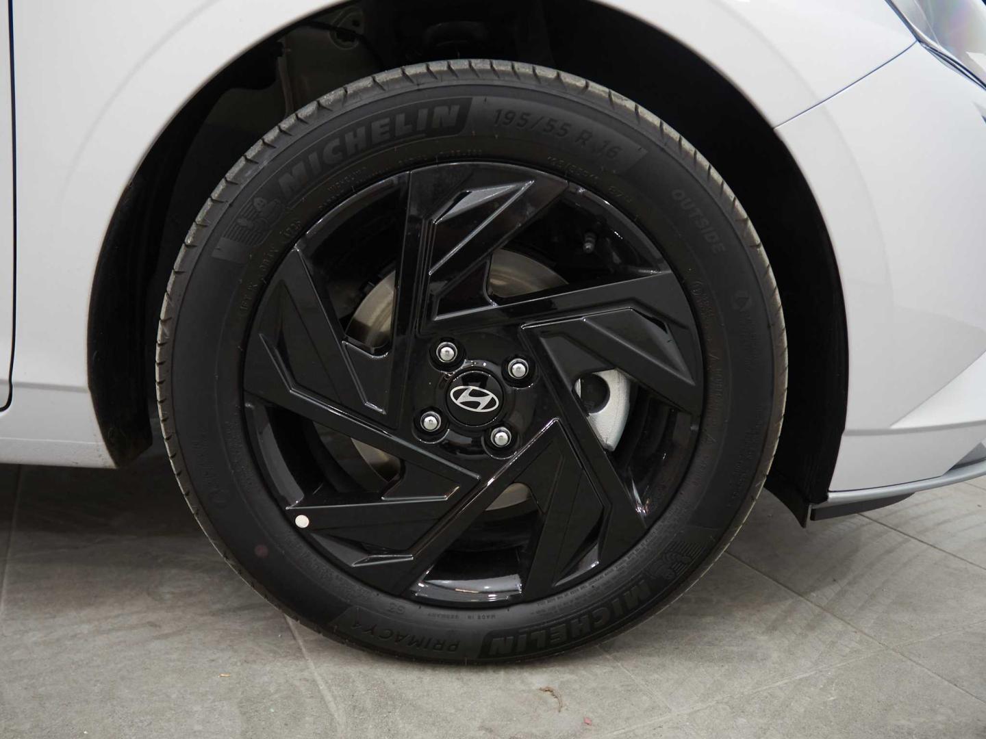 Hyundai i20 1.0 T Black Line 90