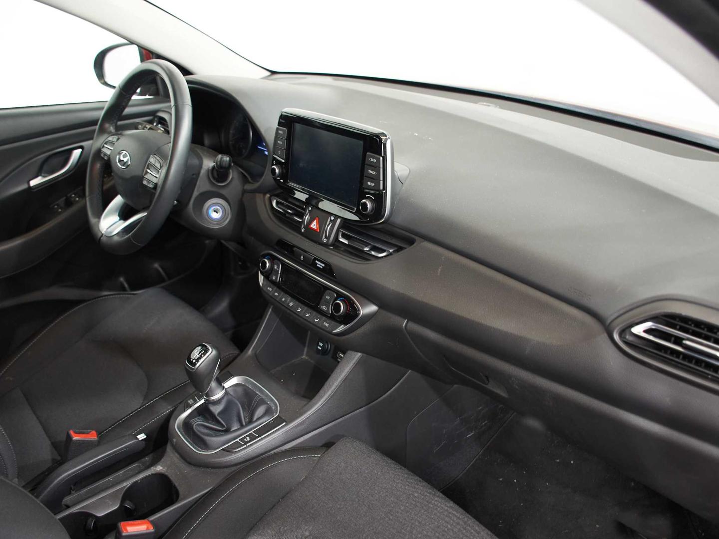 Hyundai i30 1.0 TGDI Klass LR 48V 120
