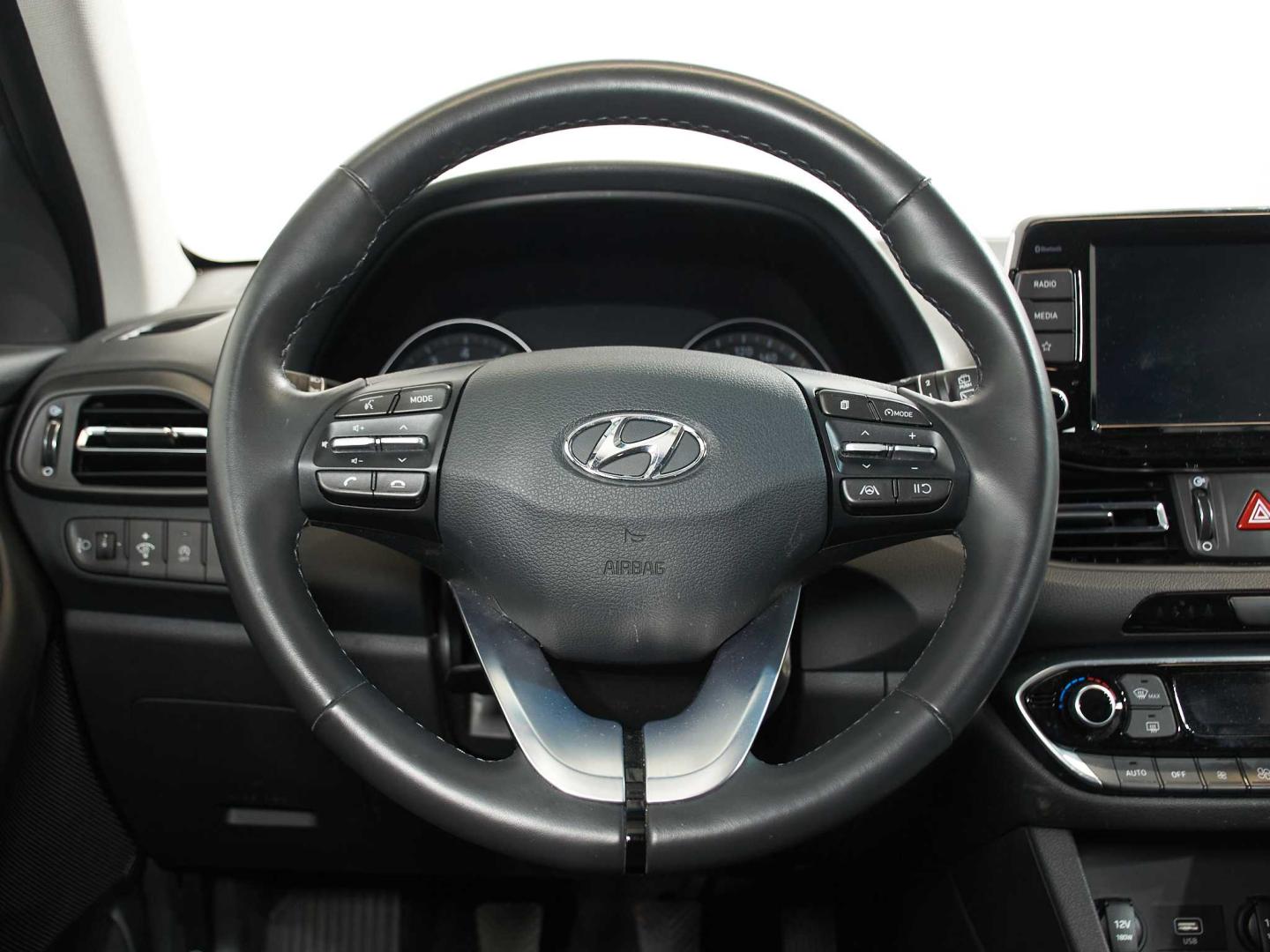 Hyundai i30 1.0 TGDI Klass LR 48V 120