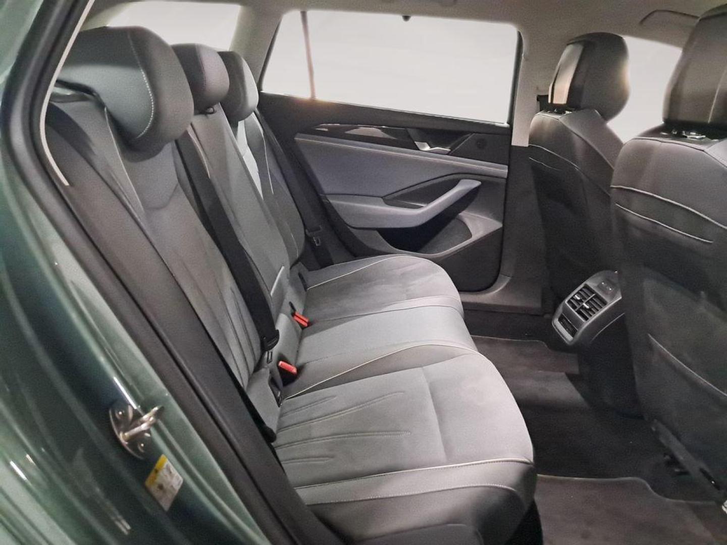 Volkswagen Passat Variant Business 1.5 eTSI 110 kW (150 CV) DSG