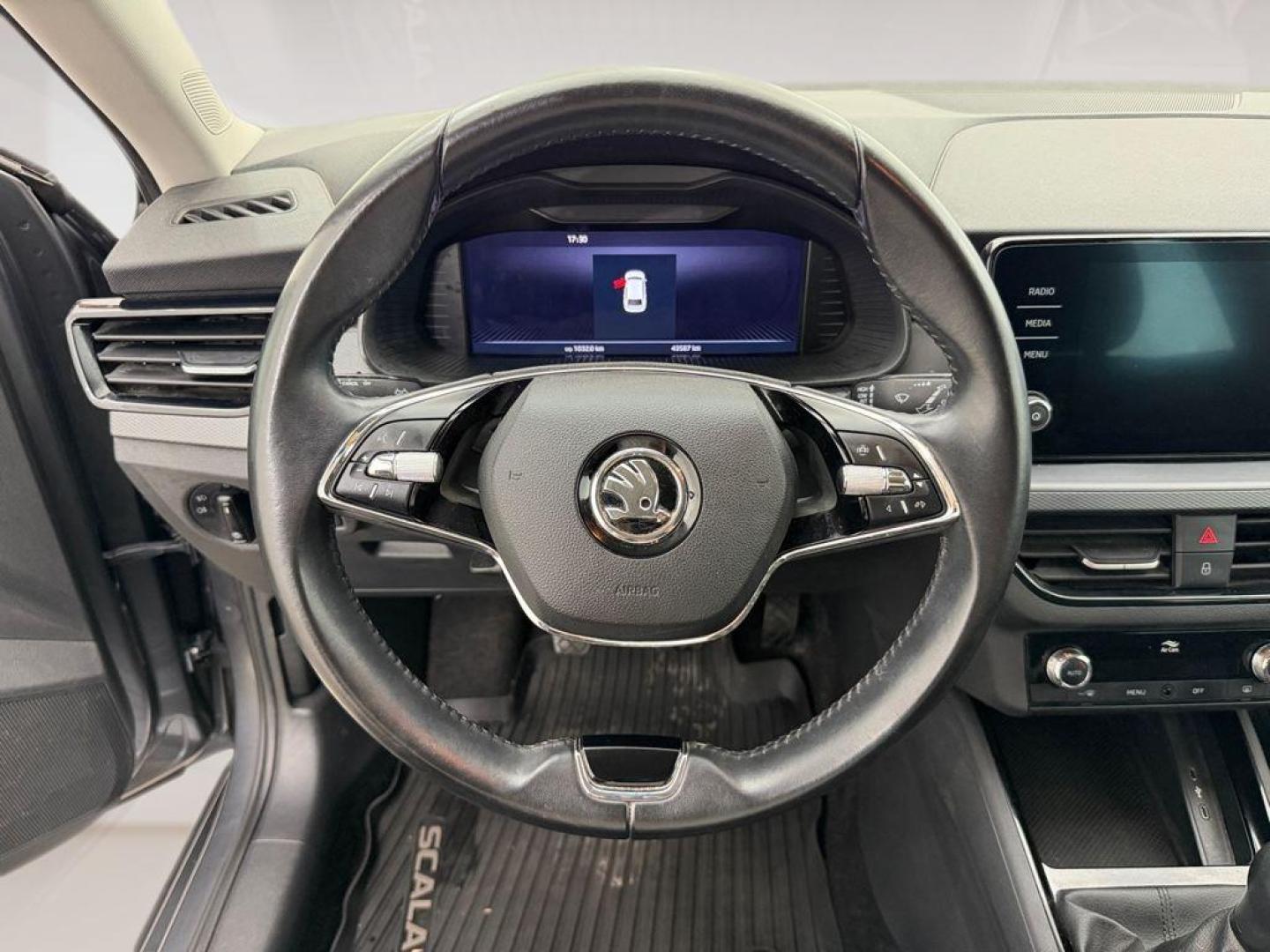 Skoda Scala 1.0 TSI Ambition 70 kW (95 CV)