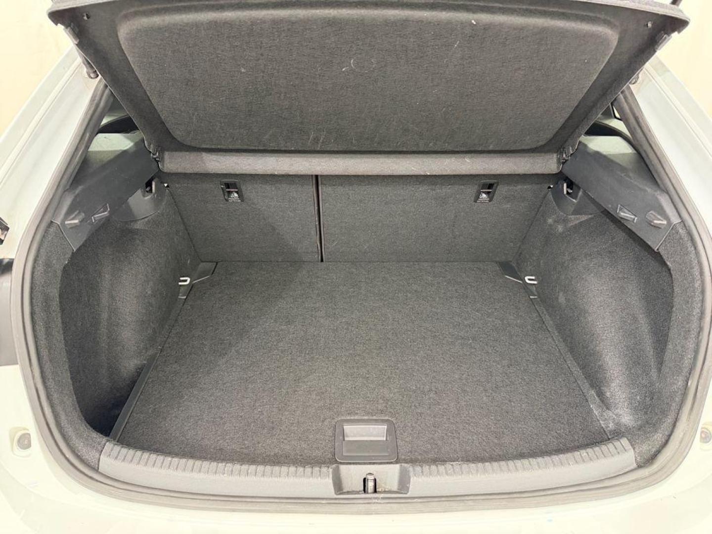 Volkswagen Taigo R-Line 1.0 TSI 81 kW (110 CV) DSG