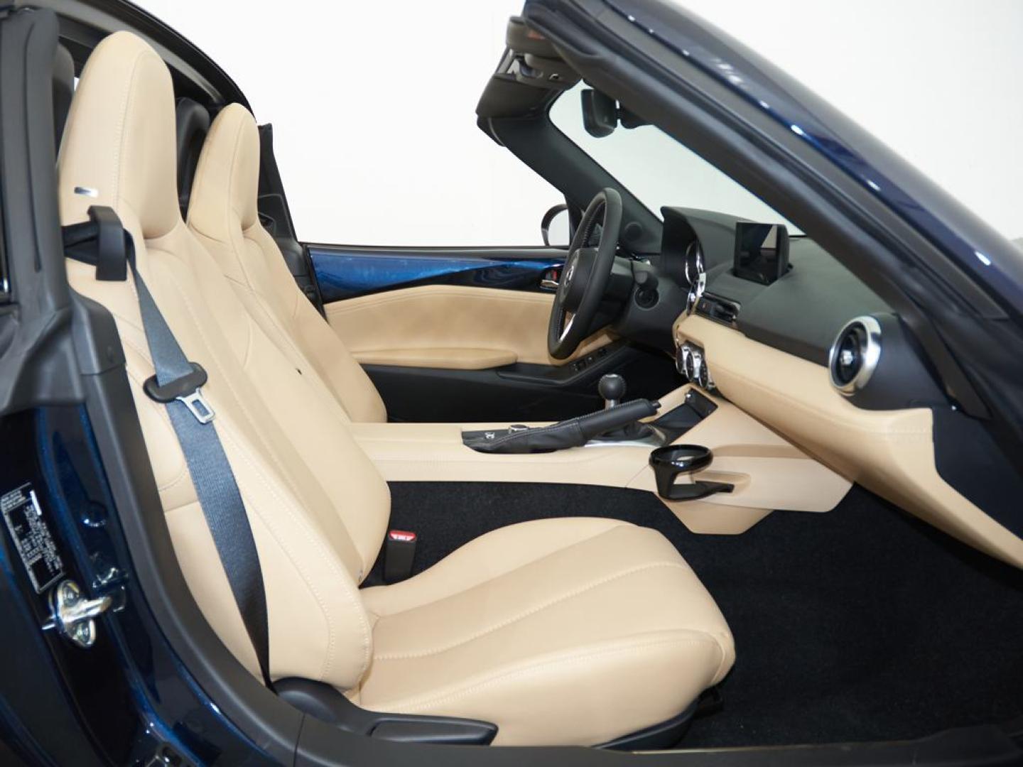 Mazda MX-5 RF 1.5 Skyactiv-G Kazari