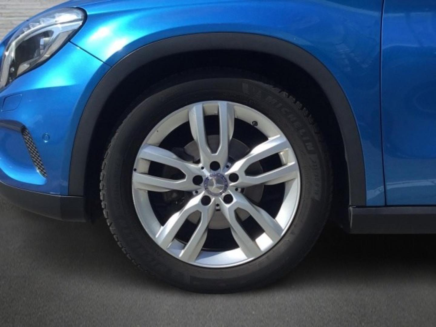 Mercedes Benz GLA 200 CDI / d Urban