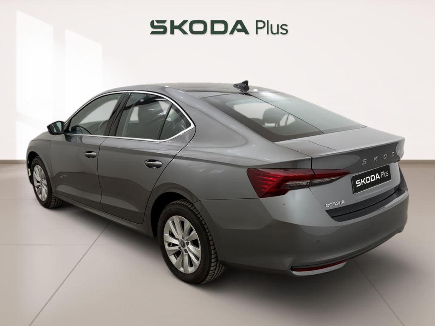 Skoda Octavia 1.5 TSI m-HEV Selection DSG 110 kW (150 CV)