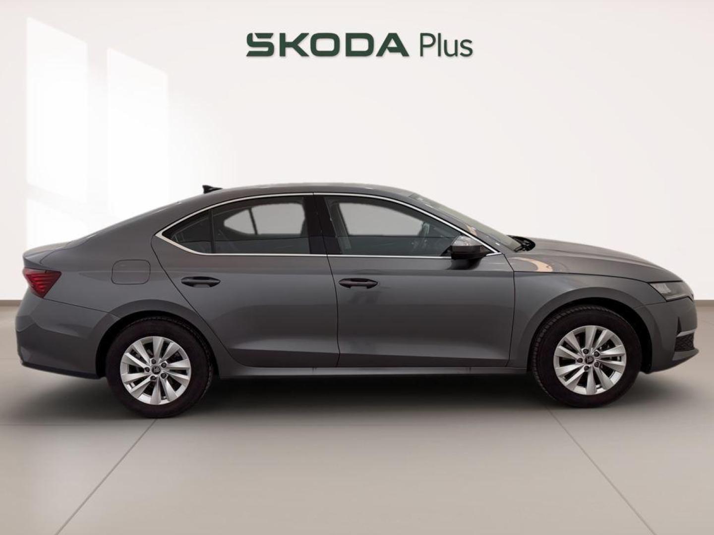 Skoda Octavia 1.5 TSI m-HEV Selection DSG 110 kW (150 CV)