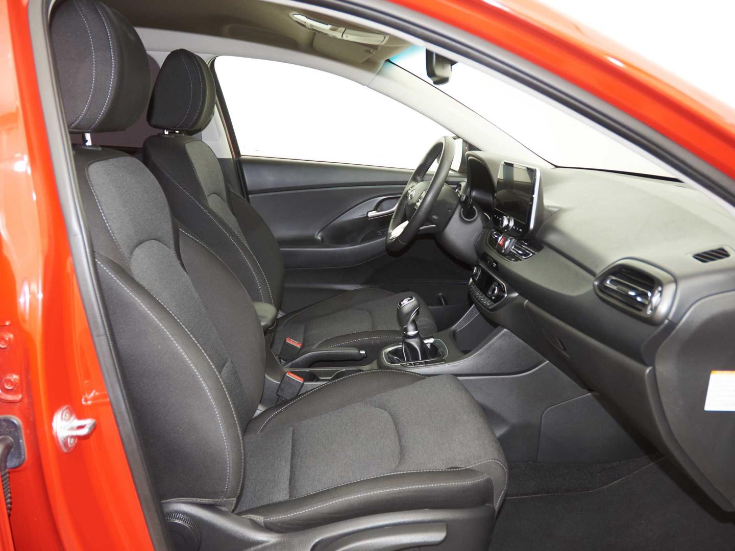 Hyundai i30 1.0 TGDI Tecno 48V 120