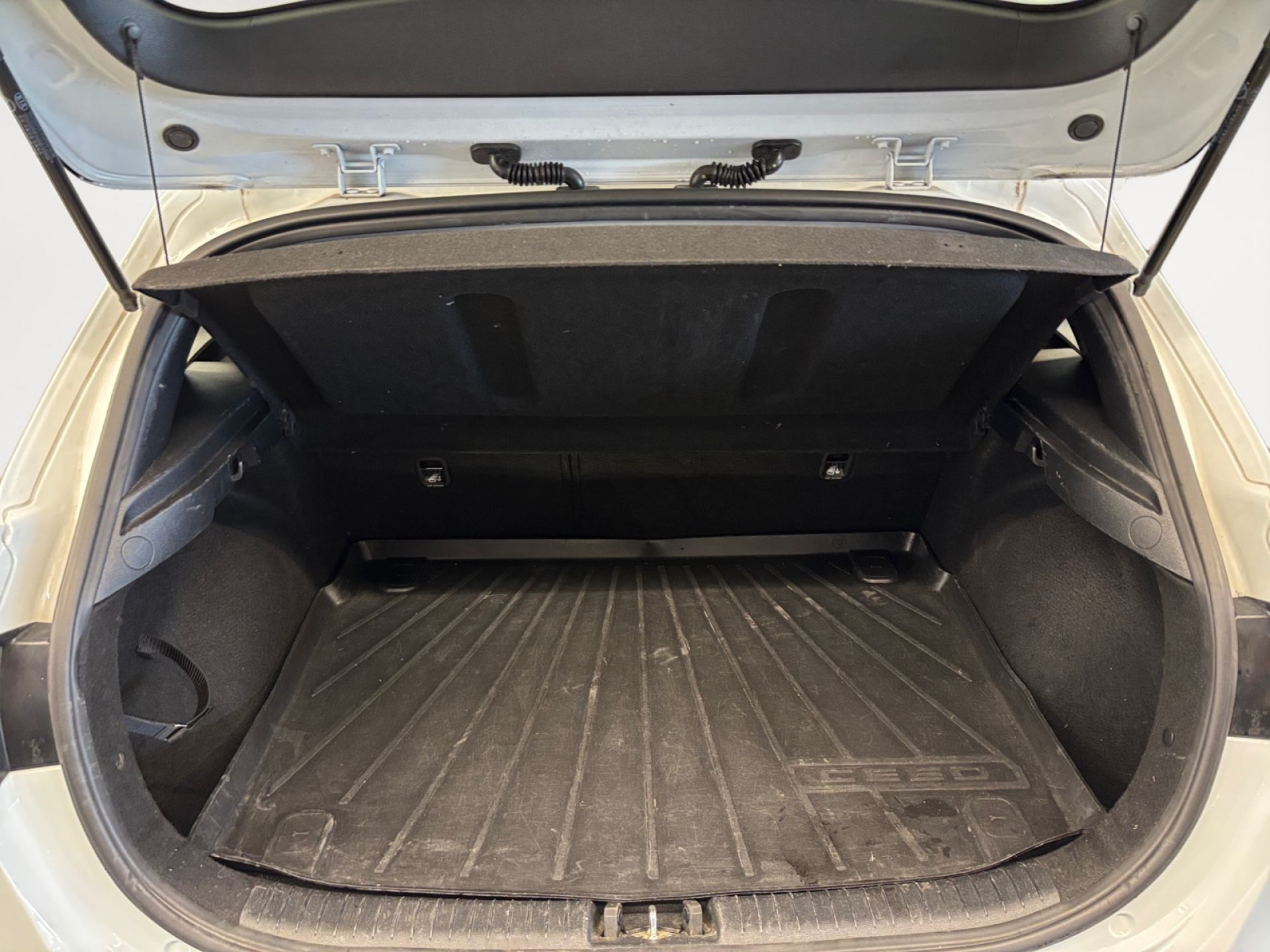 Kia Ceed 1.4 T-GDi 103kW (140CV) Drive
