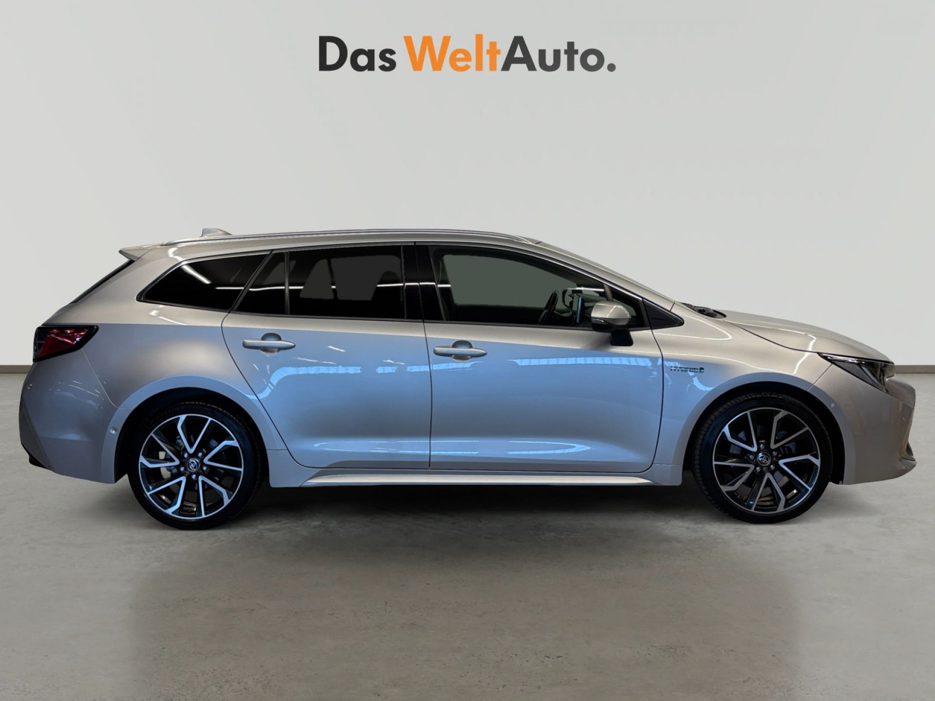 Toyota Corolla 2.0 180H ADVANCE E-CVT TOURING SPORT