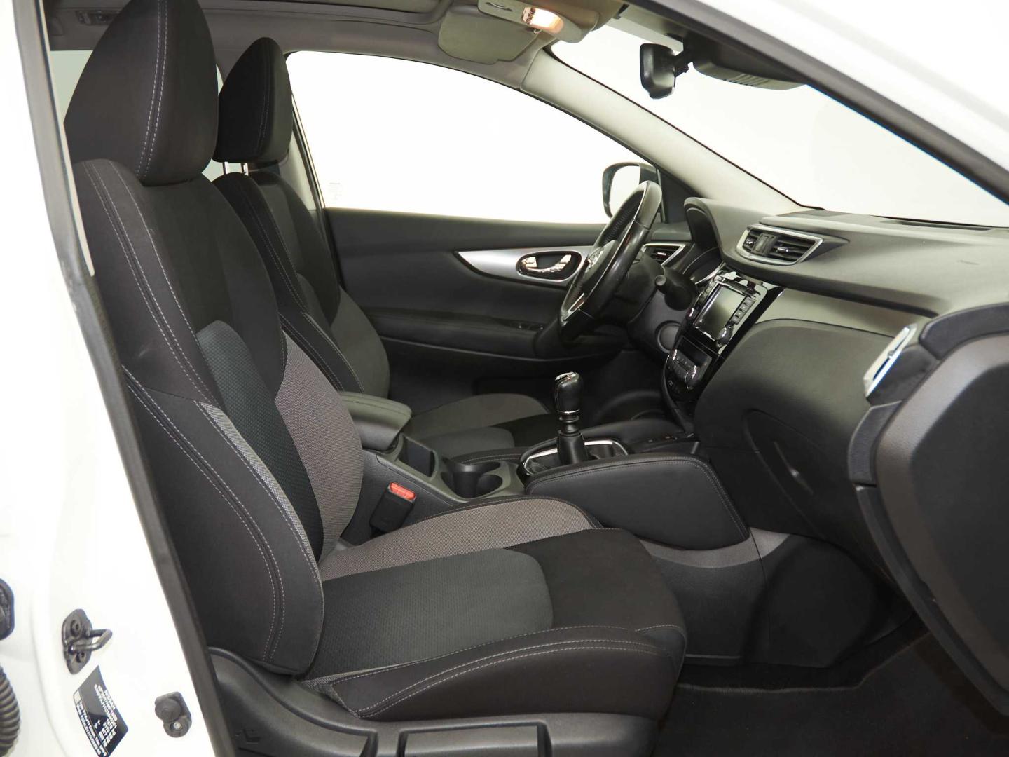 Nissan Qashqai 1.3 DIG-T N-Connecta 4x2 103kW
