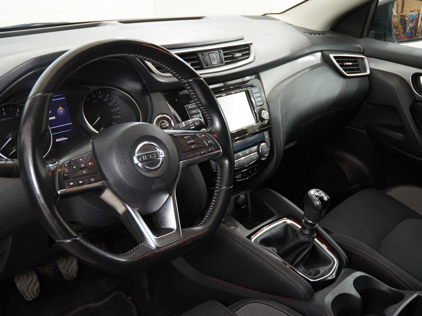 Nissan Qashqai 1.3 DIG-T N-Connecta 4x2 103kW