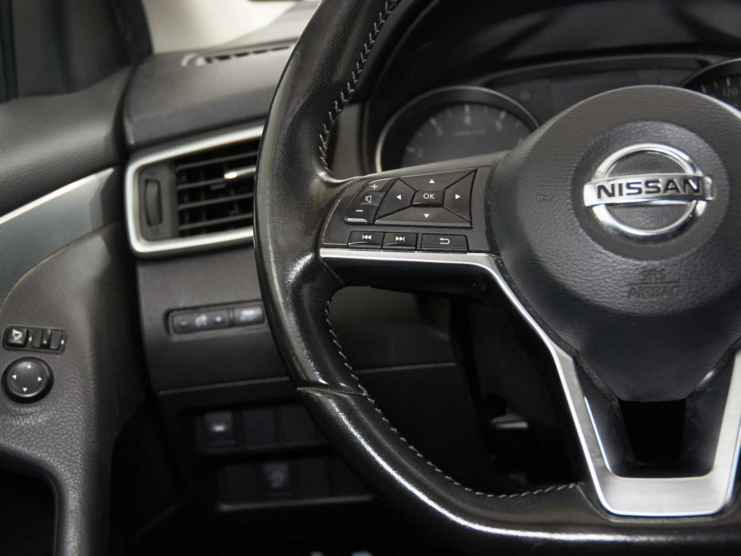 Nissan Qashqai 1.3 DIG-T N-Connecta 4x2 103kW