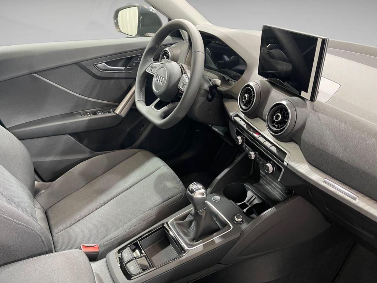 Audi Q2 Advanced 30 TFSI 85 kW (116 CV)