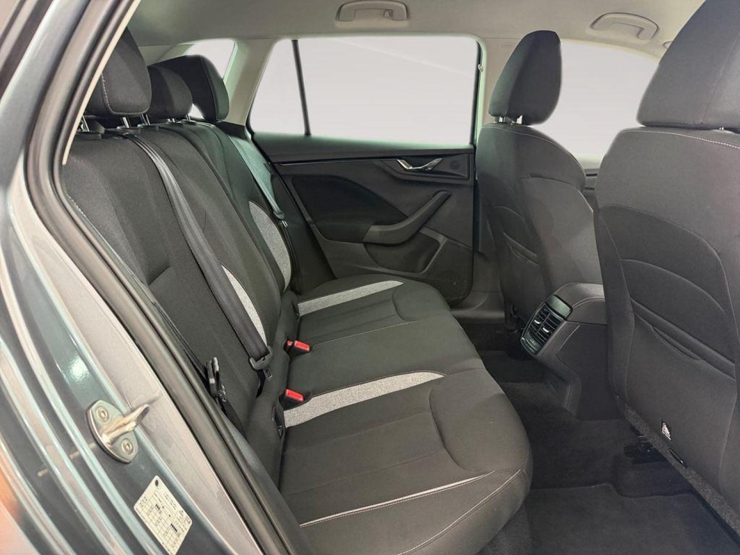 Skoda Kamiq 1.0 TSI Selection 85 kW (115 CV)
