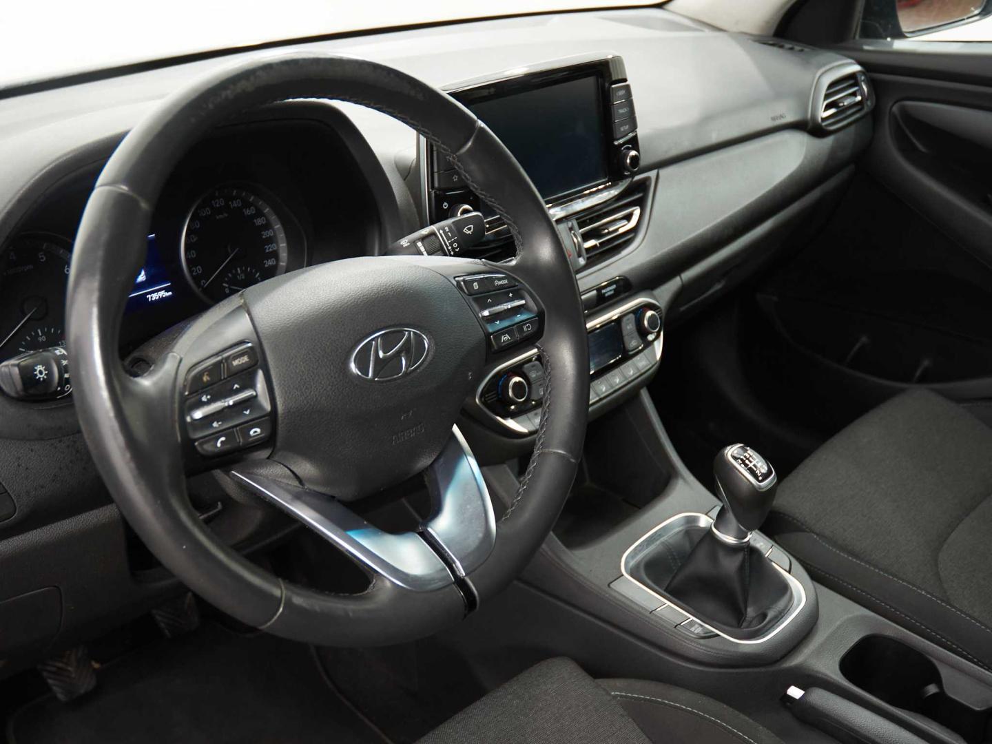 Hyundai i30 Fastback FB 1.0 TGDI Klass 48V 120