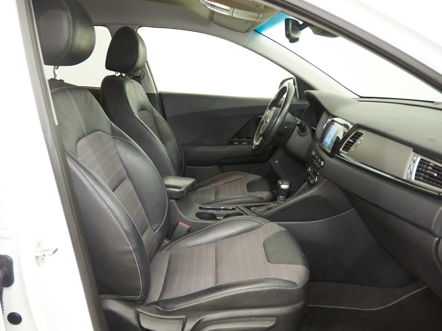 Kia Niro Híbrido 1.6 HEV Emotion