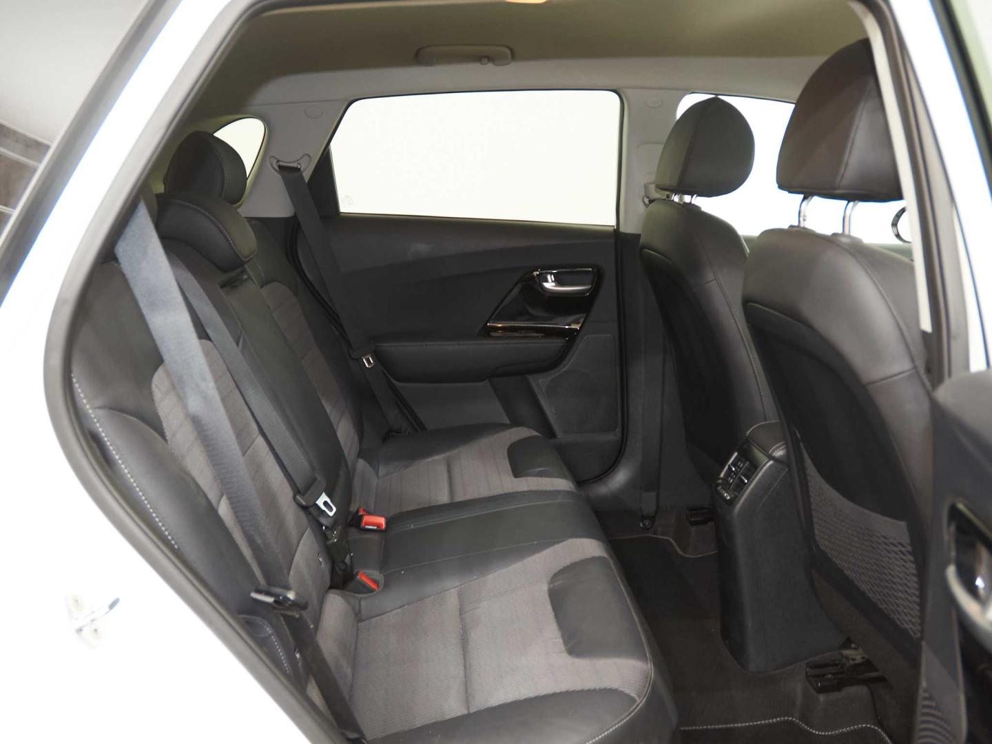 Kia Niro Híbrido 1.6 HEV Emotion