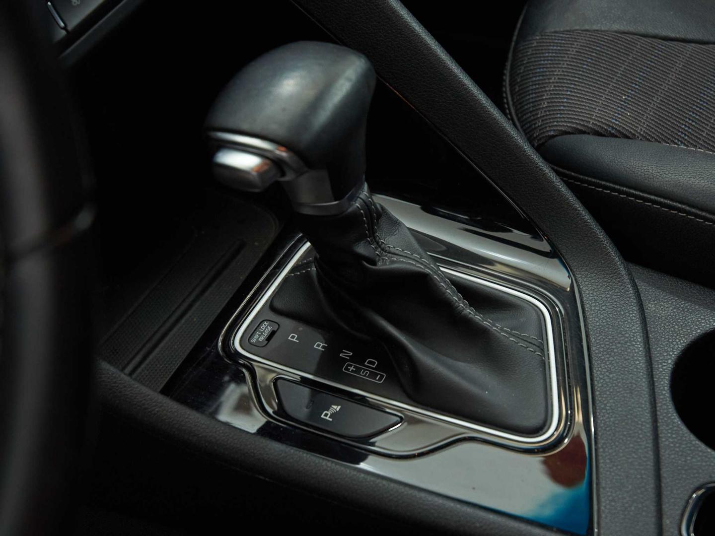 Kia Niro Híbrido 1.6 HEV Emotion