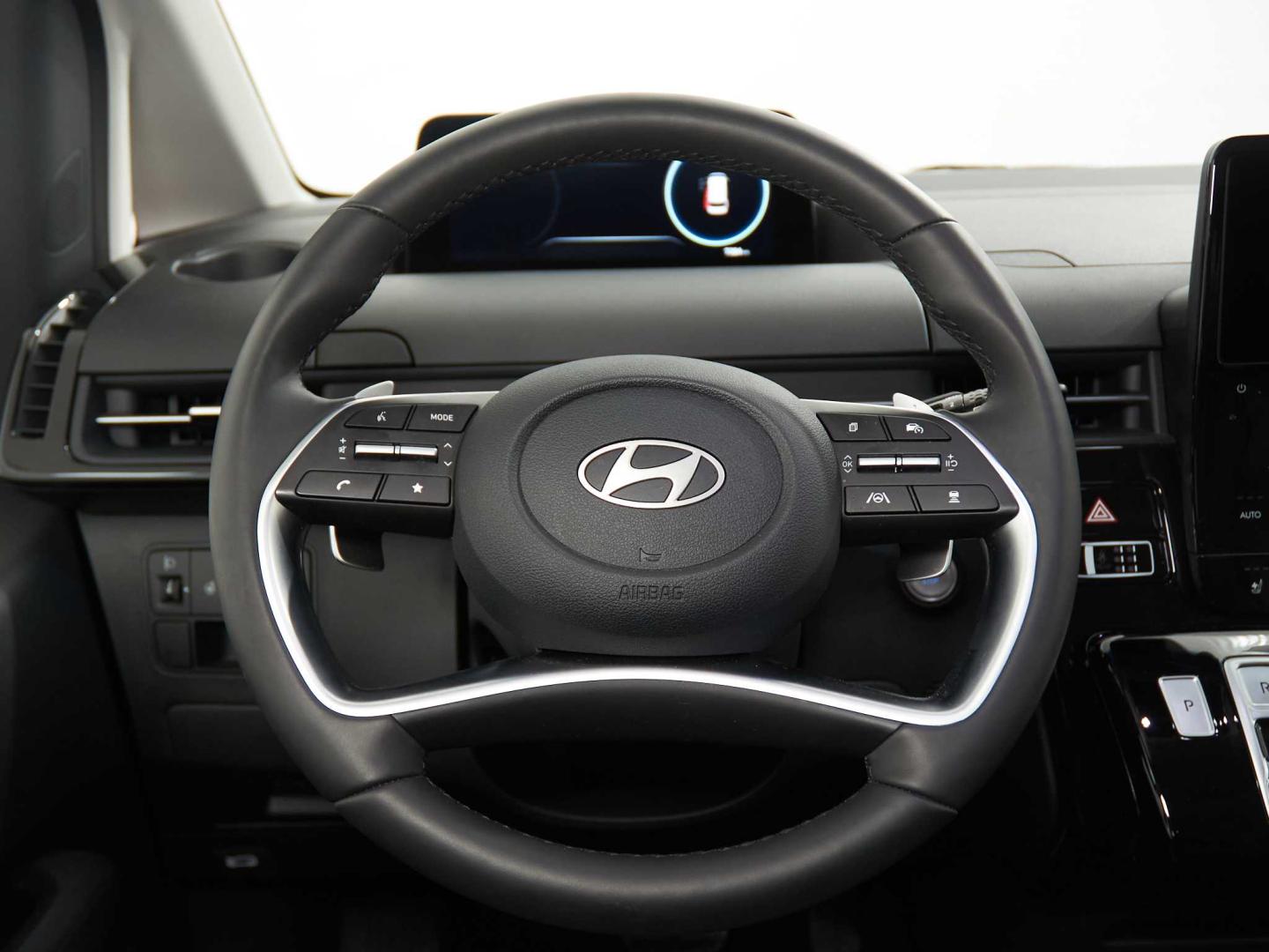 Hyundai Staria HEV 1.6 TGDI Style