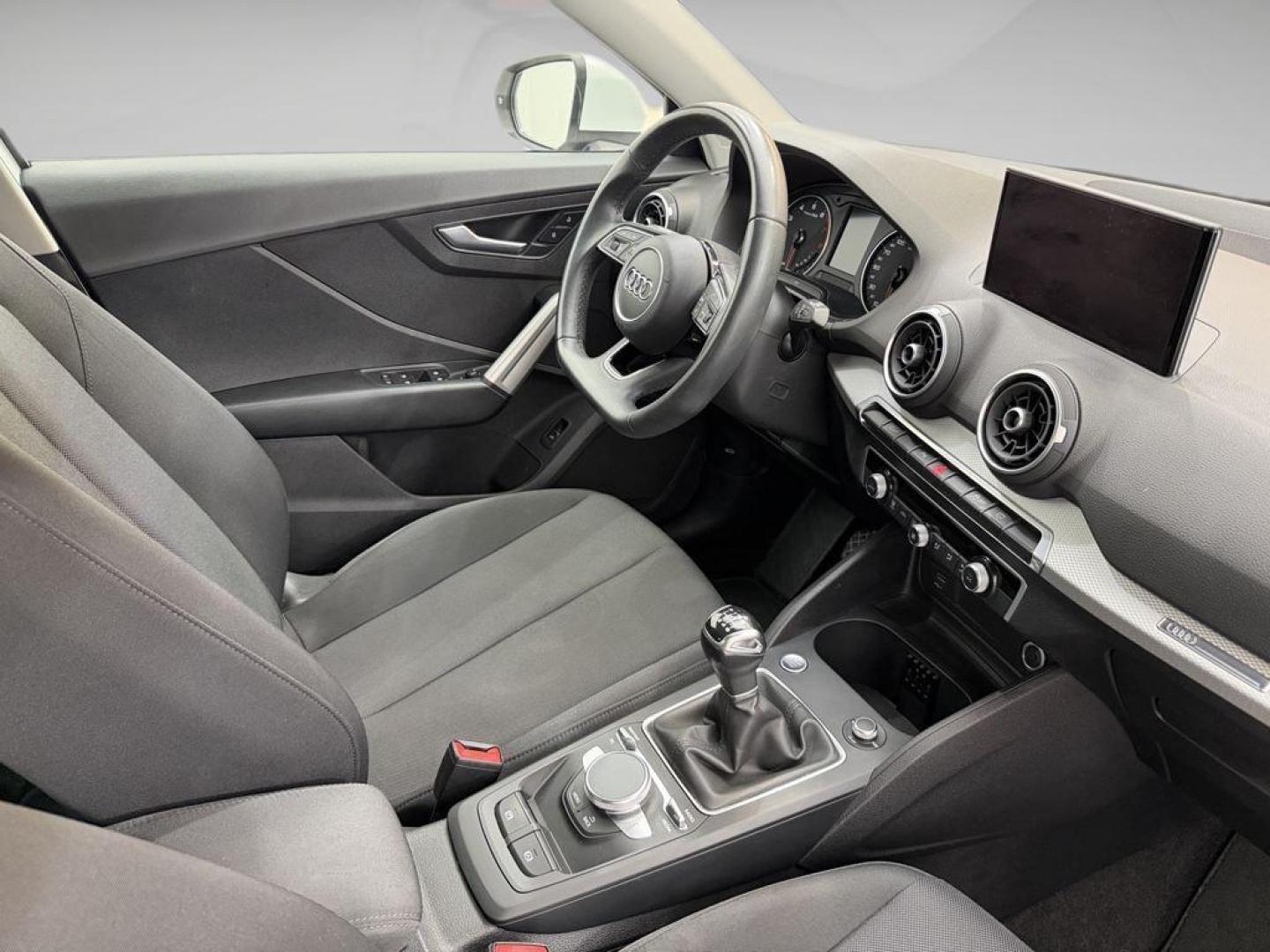 Audi Q2 Advanced 30 TFSI 81 kW (110 CV)