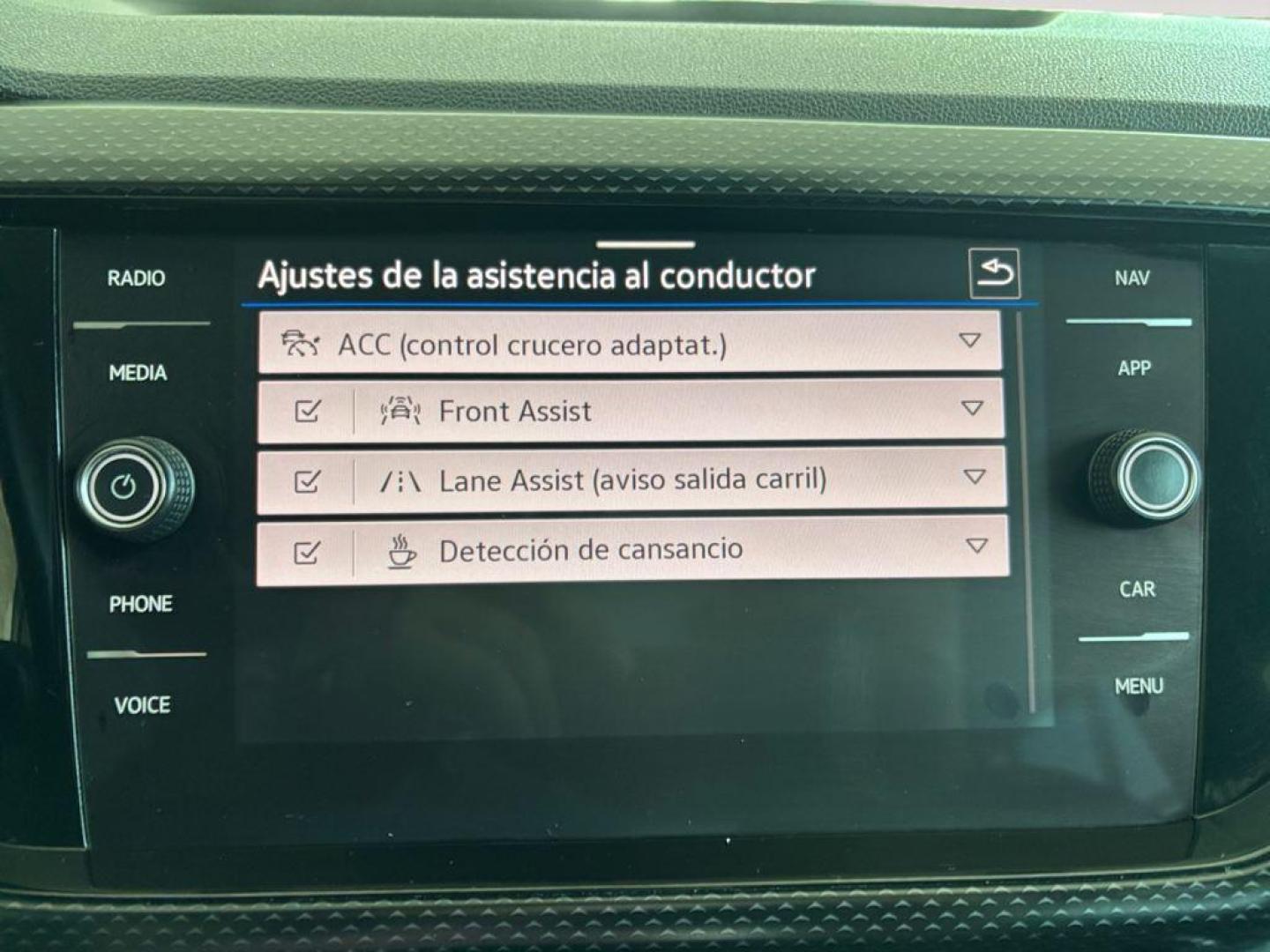 Volkswagen T-Cross Advance 1.0 TSI 81kW (110CV)
