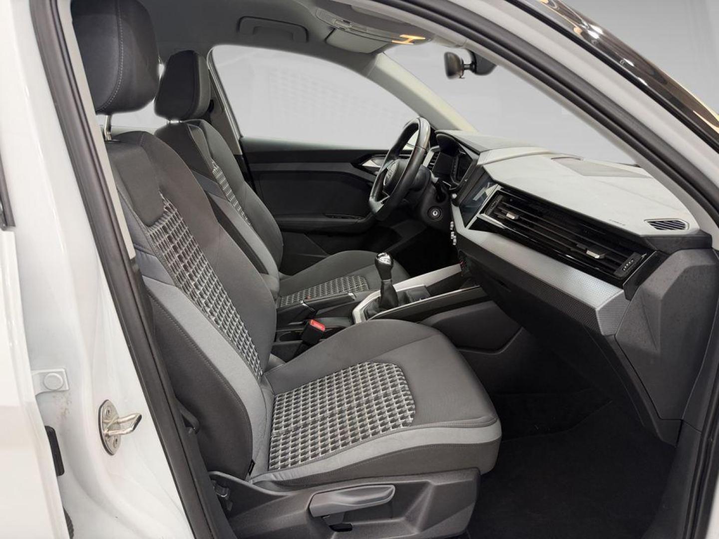Audi A1 Sportback Adrenalin edition 25 TFSI 70 kW (95 CV)