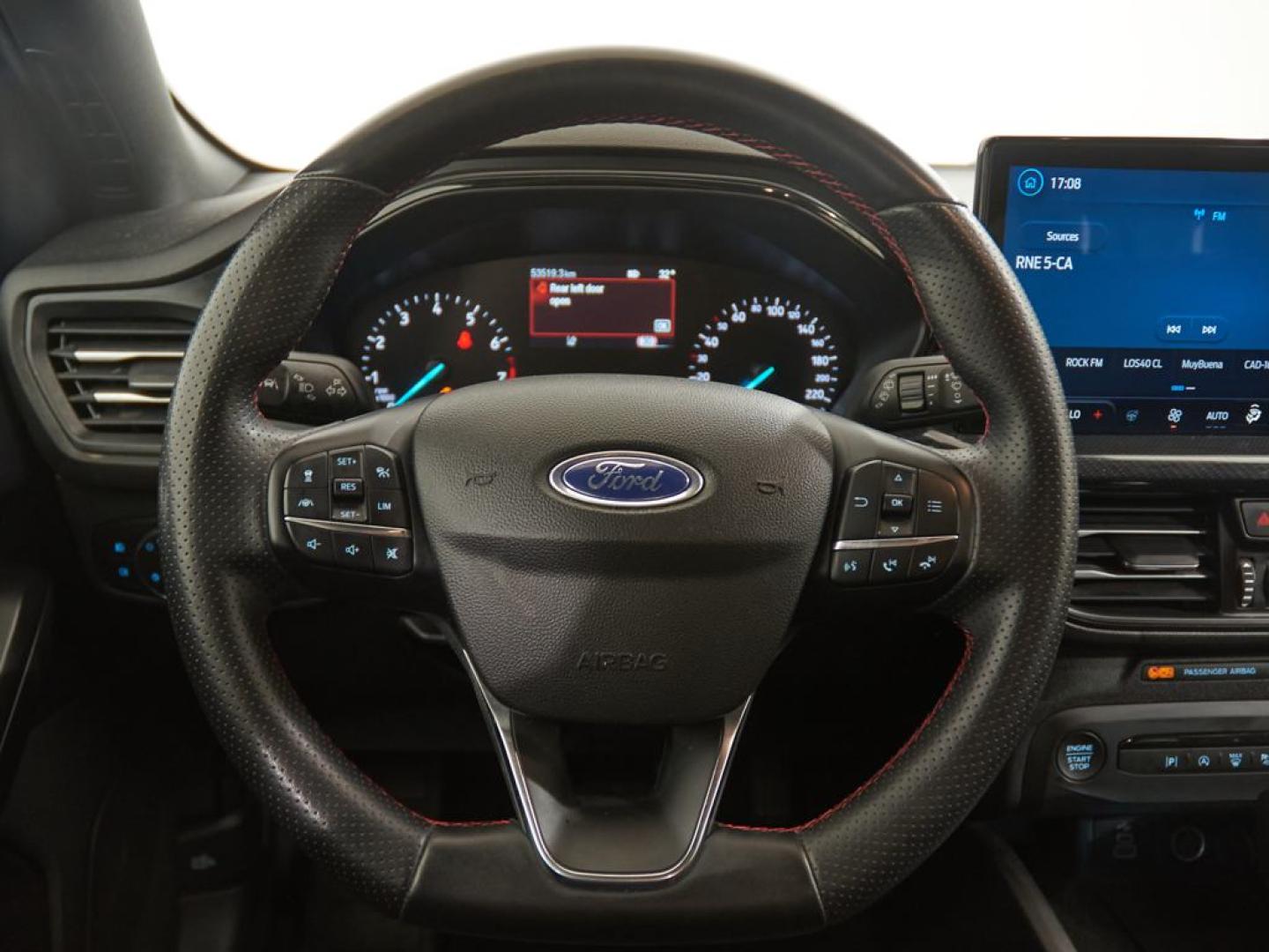 Ford Focus Sportbreak 1.0 Ecoboost MHEV ST-Line 155 Aut.