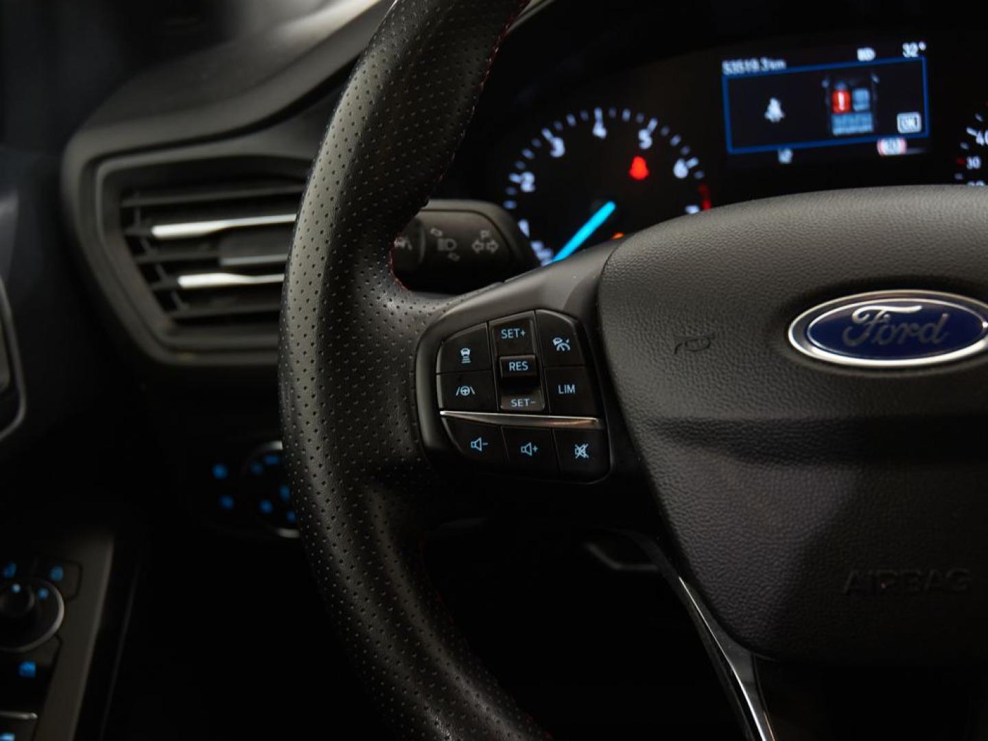 Ford Focus Sportbreak 1.0 Ecoboost MHEV ST-Line 155 Aut.