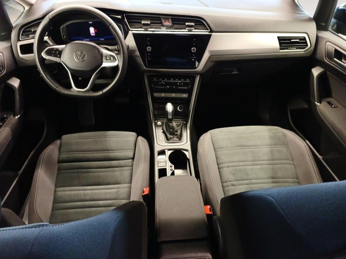 Volkswagen Touran ``Más`` 1.5 TSI 110 kW (150 CV) DSG