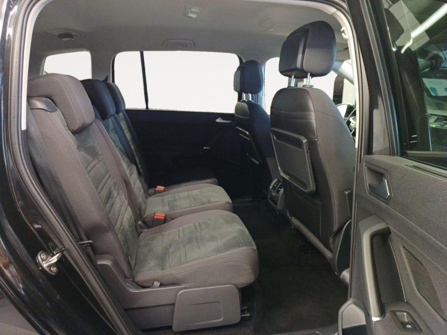 Volkswagen Touran ``Más`` 1.5 TSI 110 kW (150 CV) DSG
