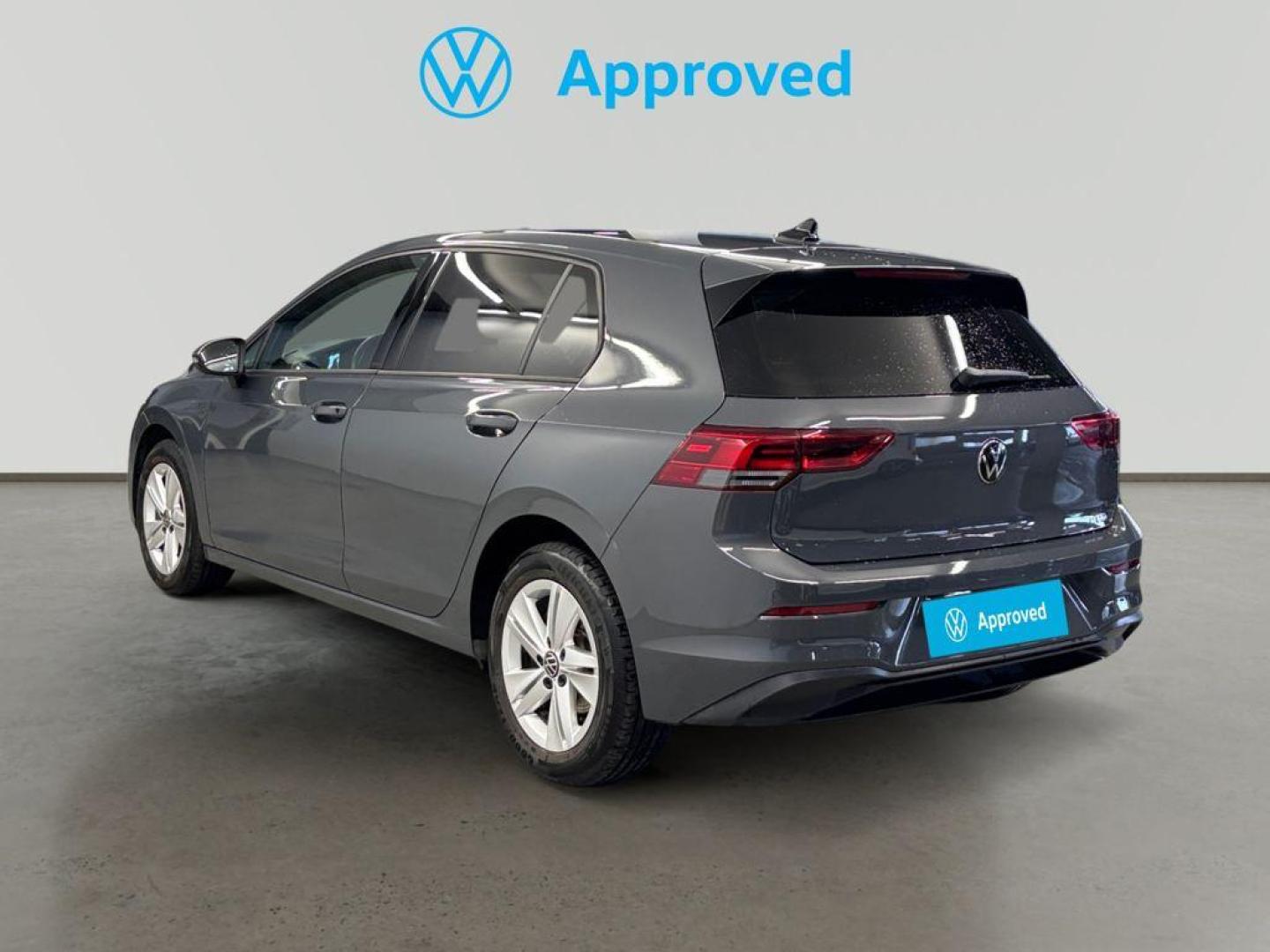 Volkswagen Golf Life 1.0 eTSI 81 kW (110 CV) DSG
