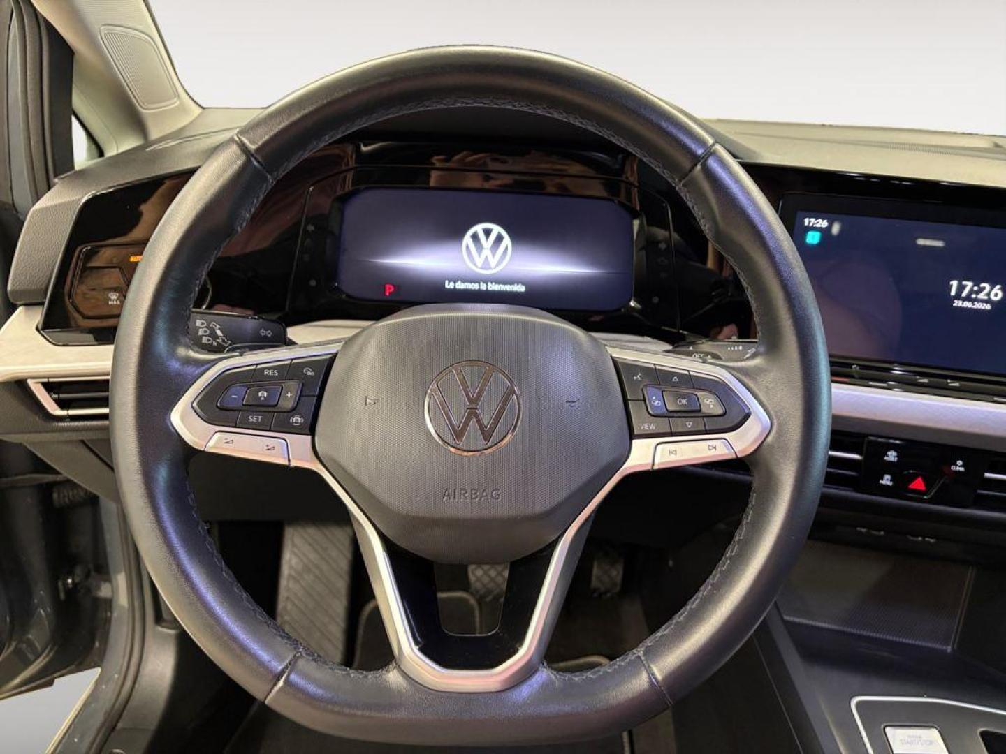 Volkswagen Golf Life 1.0 eTSI 81 kW (110 CV) DSG