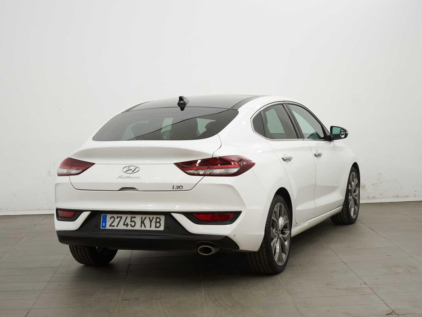 Hyundai i30 Fastback FB 1.4 TGDI Style DT 140