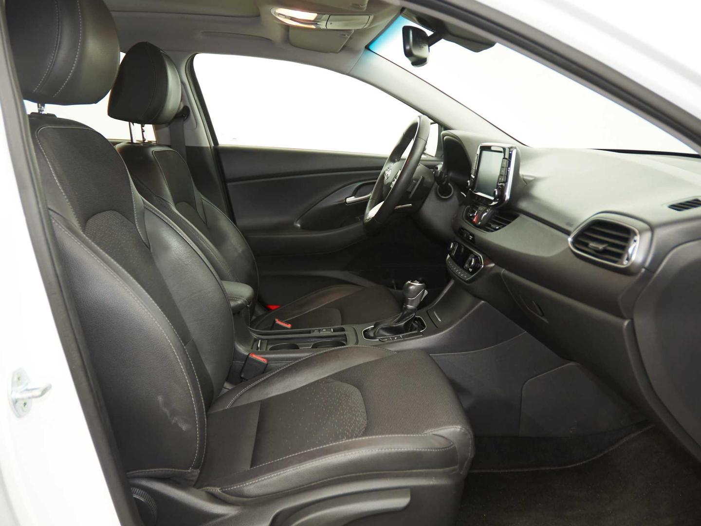 Hyundai i30 Fastback FB 1.4 TGDI Style DT 140