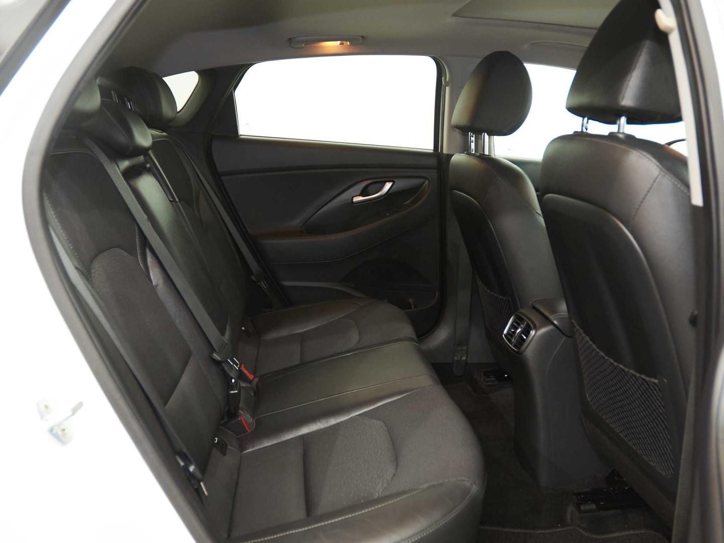 Hyundai i30 Fastback FB 1.4 TGDI Style DT 140