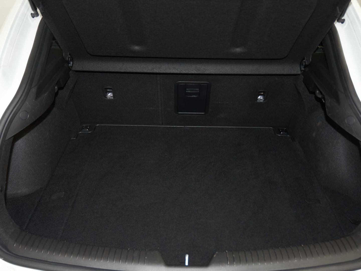 Hyundai i30 Fastback FB 1.4 TGDI Style DT 140