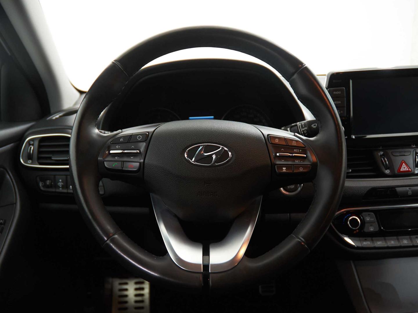 Hyundai i30 Fastback FB 1.4 TGDI Style DT 140