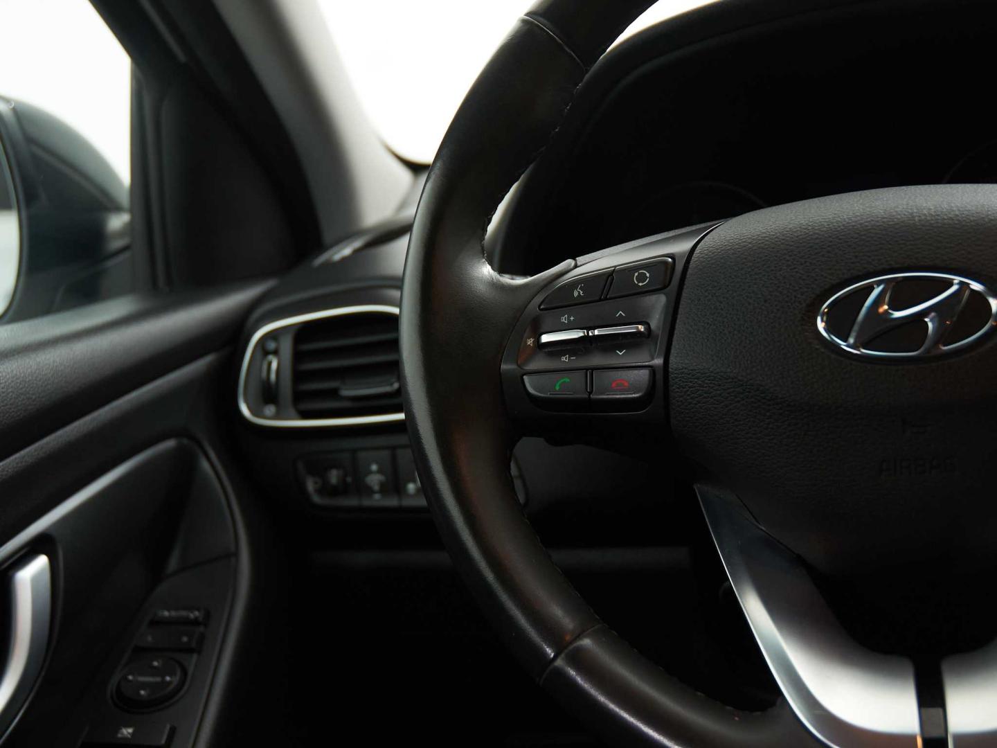 Hyundai i30 Fastback FB 1.4 TGDI Style DT 140
