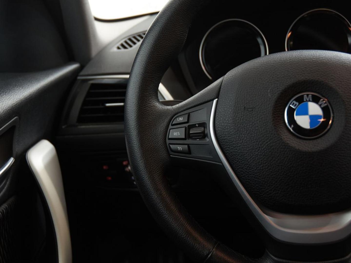 BMW Serie 1 F20 5p. 8iA