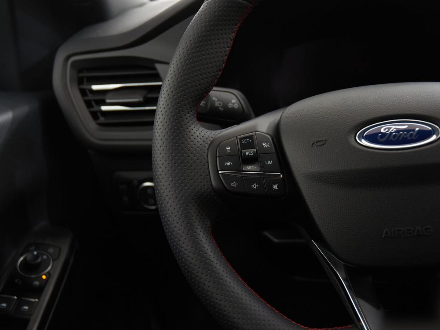 Ford Kuga Plug-in Híbrido 2.5 Duratec PHEV ST-Line X 4x2