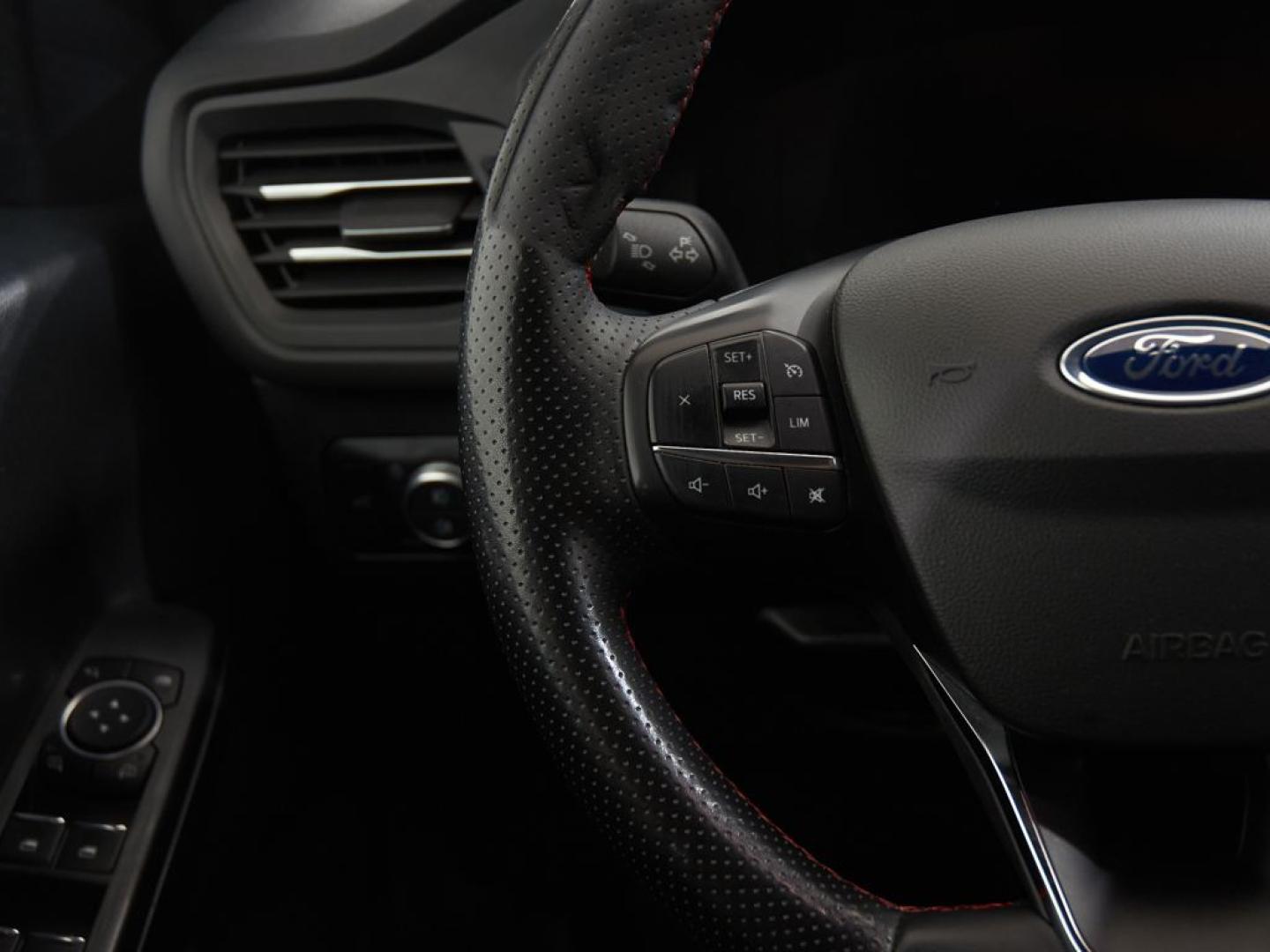 Ford Kuga Híbrido 2.5 Duratec FHEV ST-Line X 4x2 Aut.