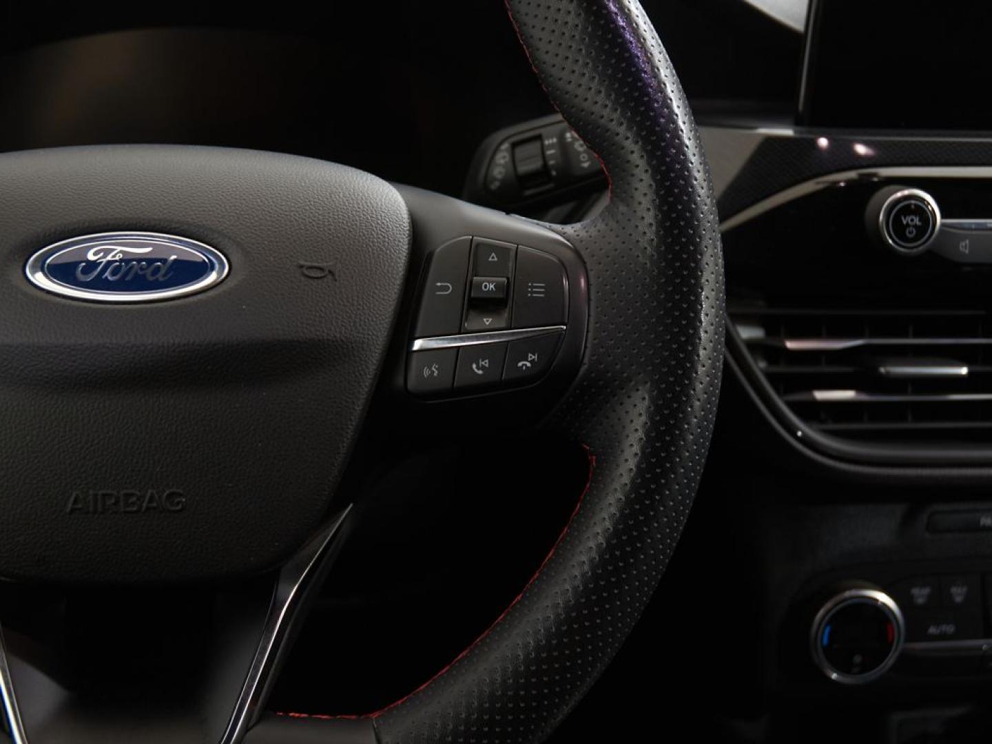 Ford Kuga Híbrido 2.5 Duratec FHEV ST-Line X 4x2 Aut.
